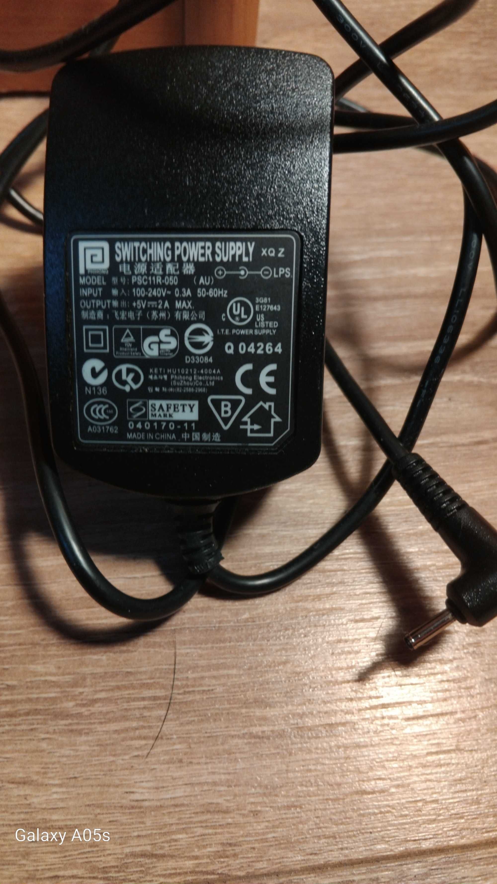 Адаптер живлення PSC11R-050 5 В 2 А