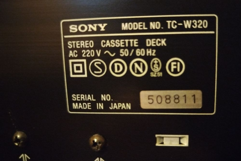 Deck Sony TC-W320 magnetofon