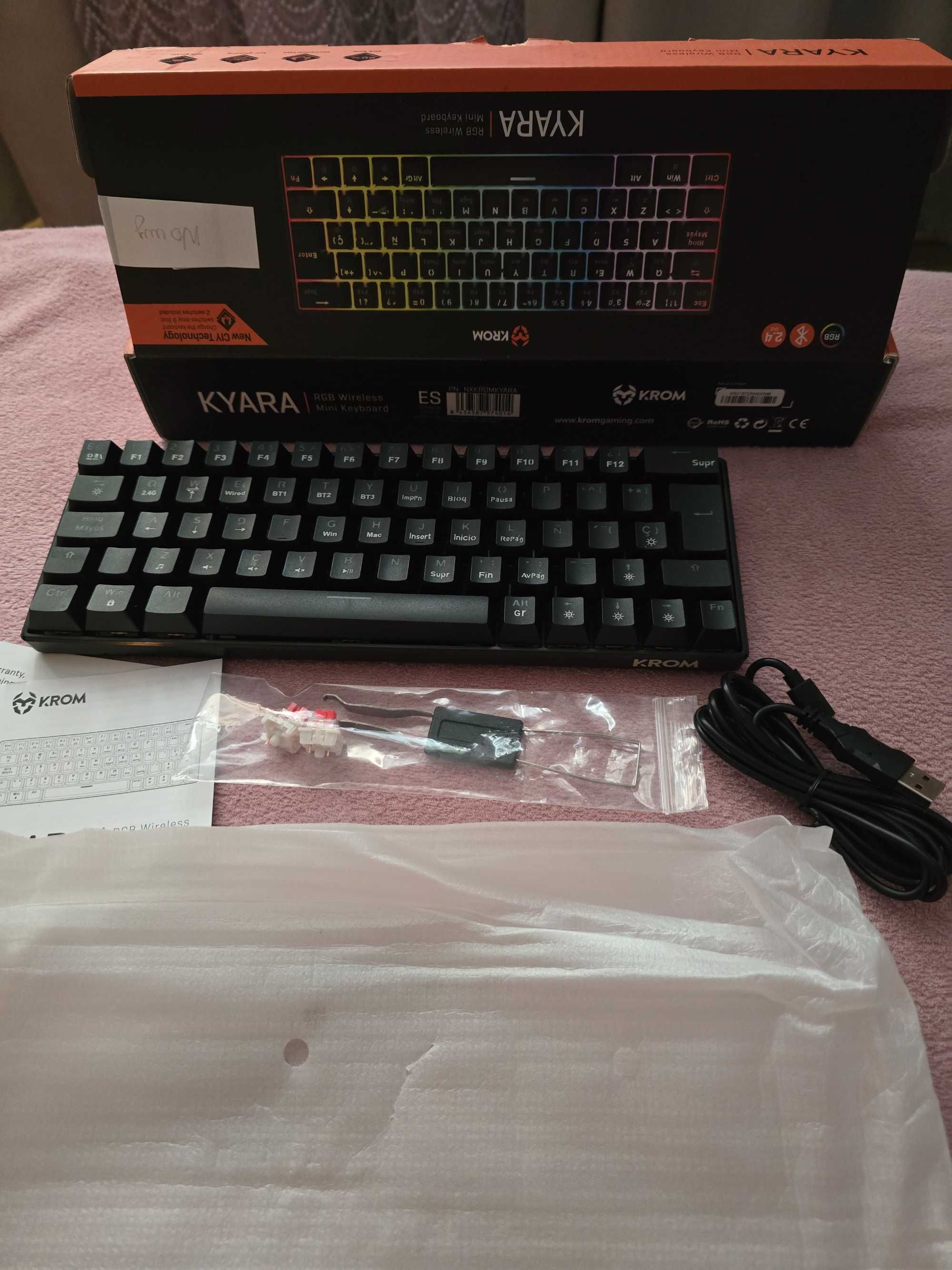 KROM KYARA - RGB Mechanical Gaming Keyboard, Bluetooth 5.0, 2.4 GHz