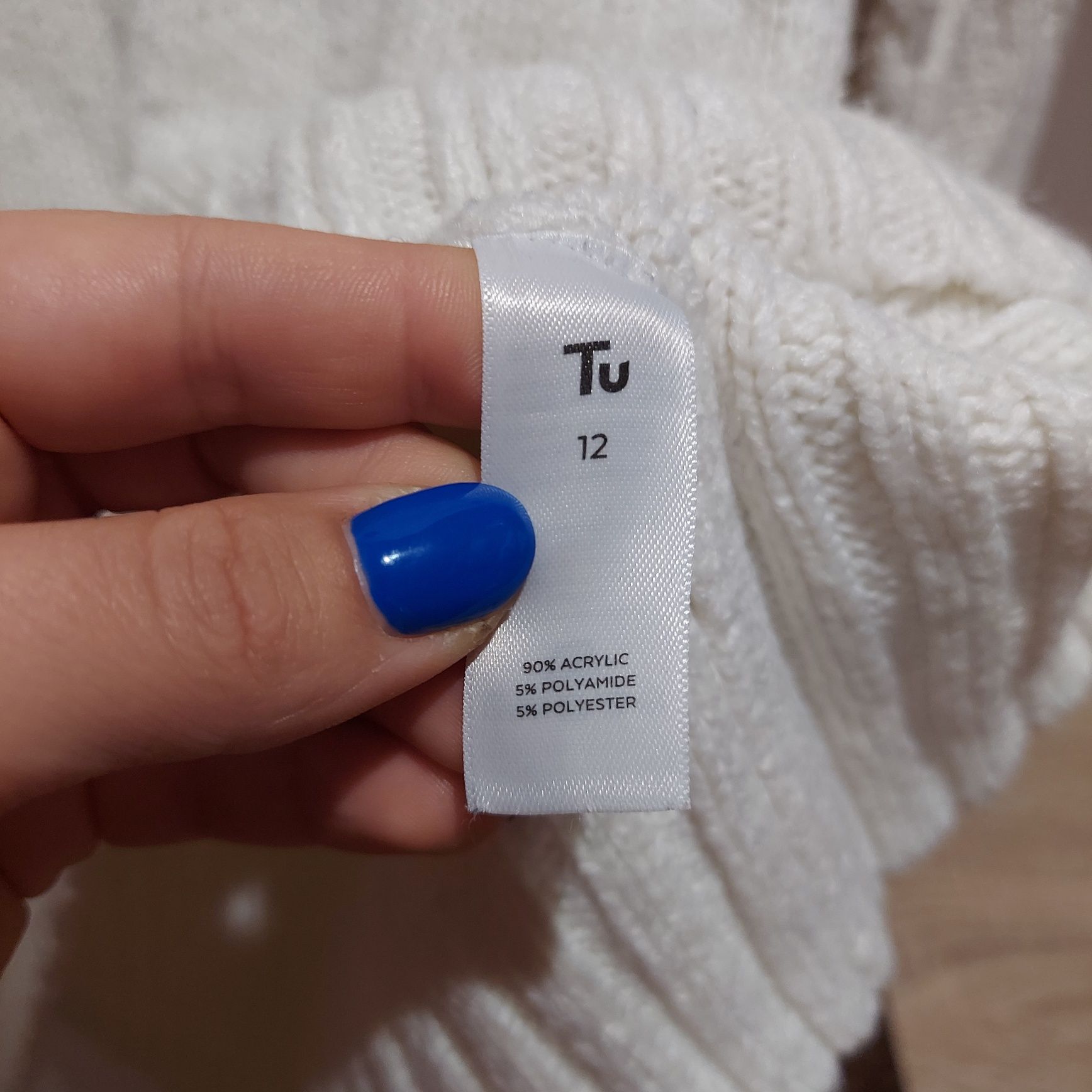 Kremowobiały gruby sweter Tu rozmiar M 38