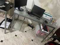 Mesa secretaria muito boa