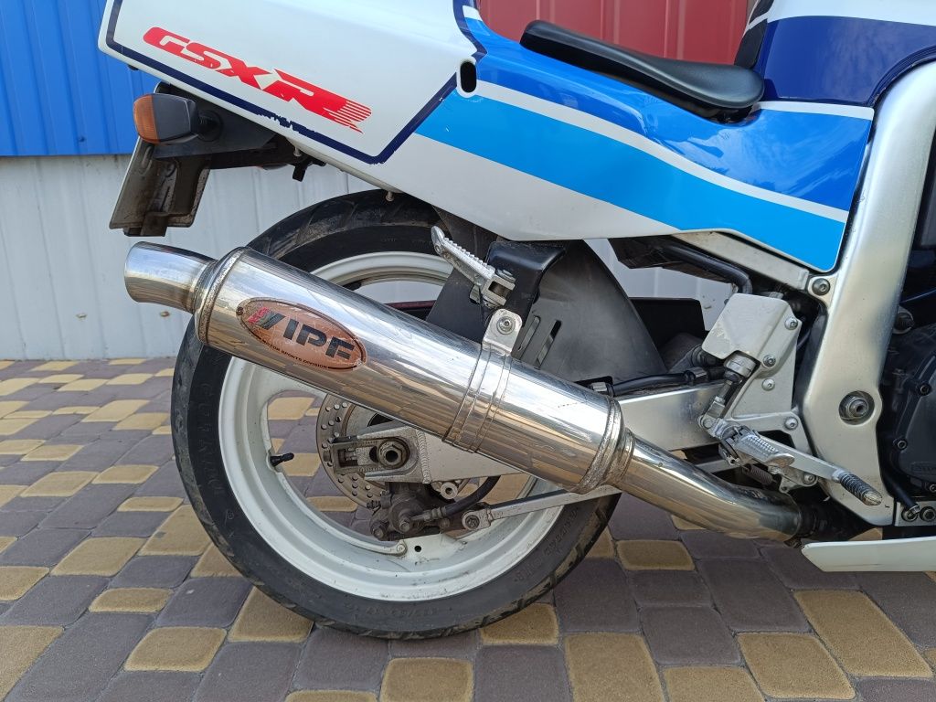 Suzuki GSX-R 400R