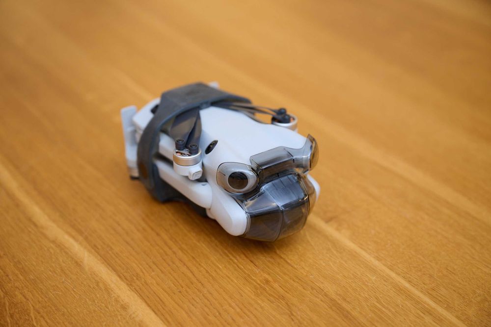 Dron DJI MINI 4 - zestaw