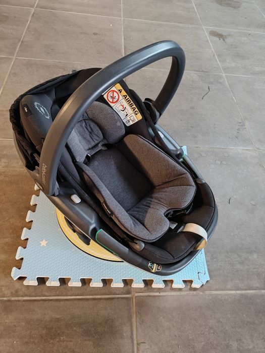 Carrinho (Lila) e ovo com recheio extraível (coral) - maxi-cosi