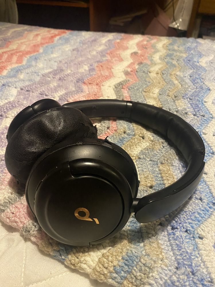 Fones Soundcore life Q30