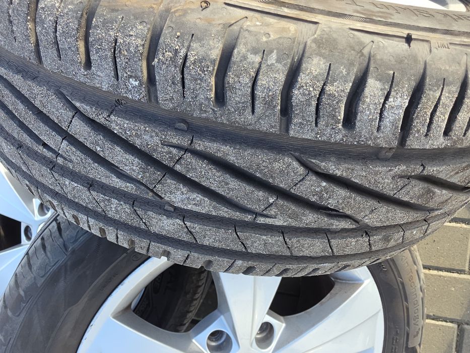 Komplet kół UNIROYAL Rainsport 5 205/55 R16 5x112 Skoda Vw Audi Seat