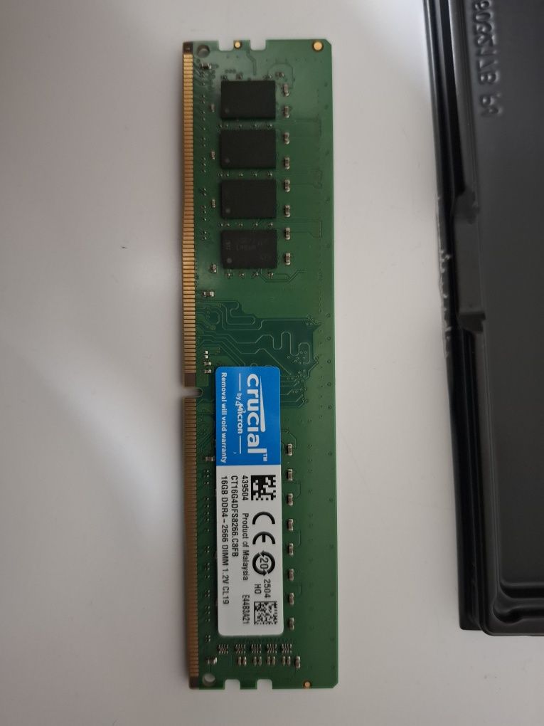 Memória DDR4 16gb Crucial 2666 - NOVA