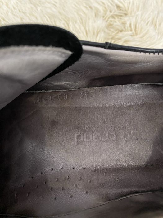 Шкіряні кросівки на липучках