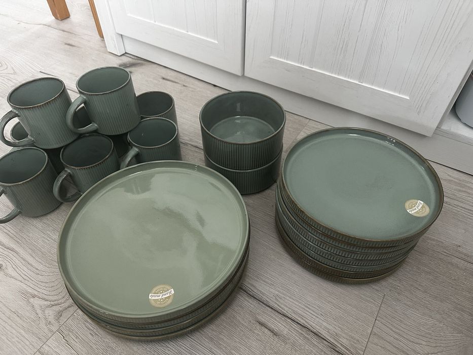 Zestaw naczyc ceramicznych wypalanych rossmann