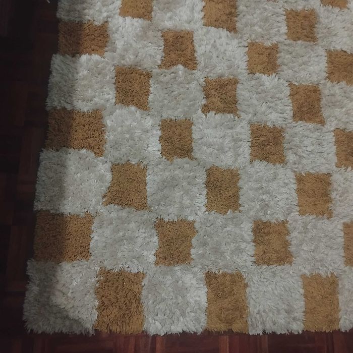 Tapete ikea amarelos