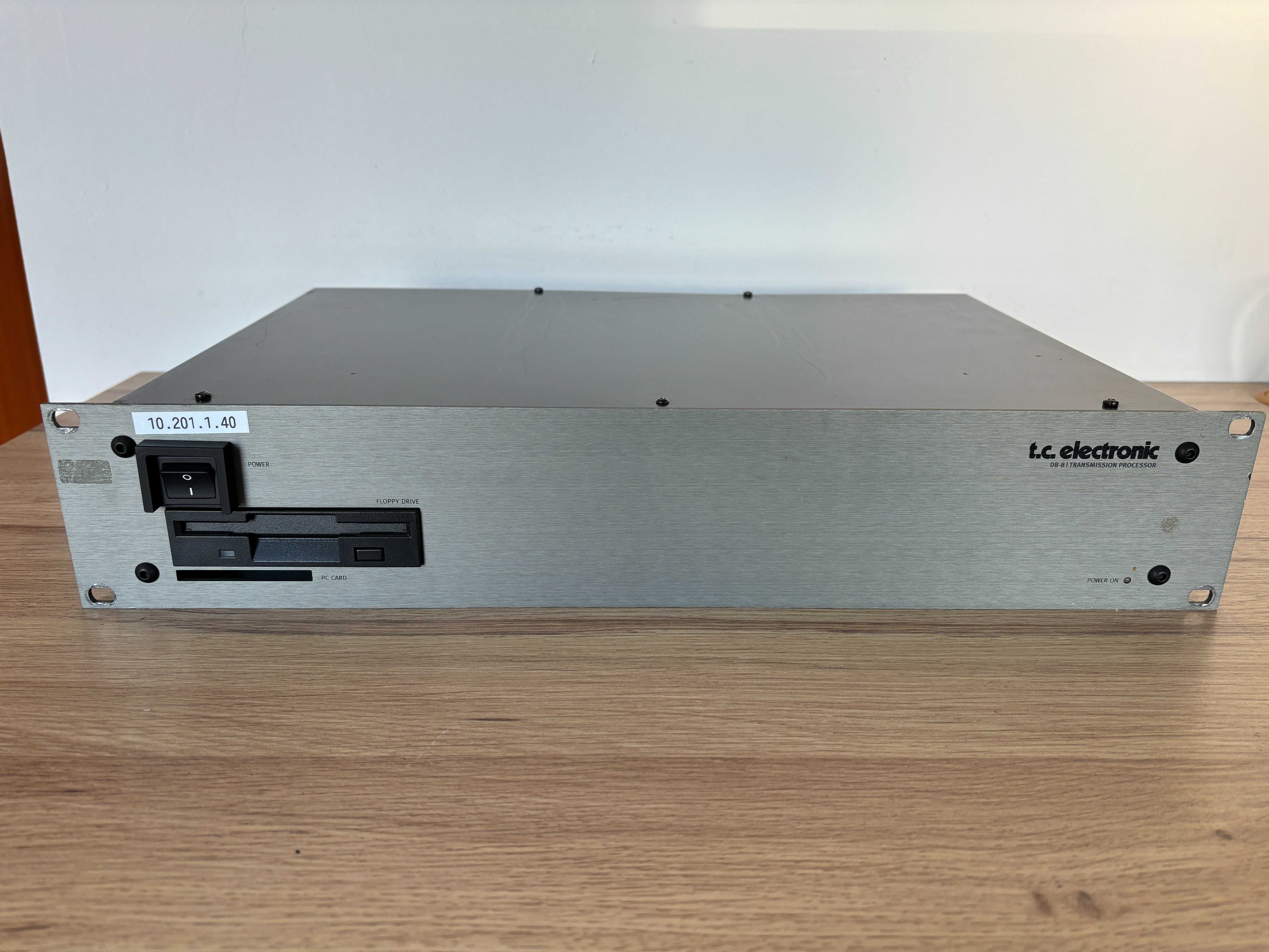 Procesor transmisyjny TC Electronic DB8
