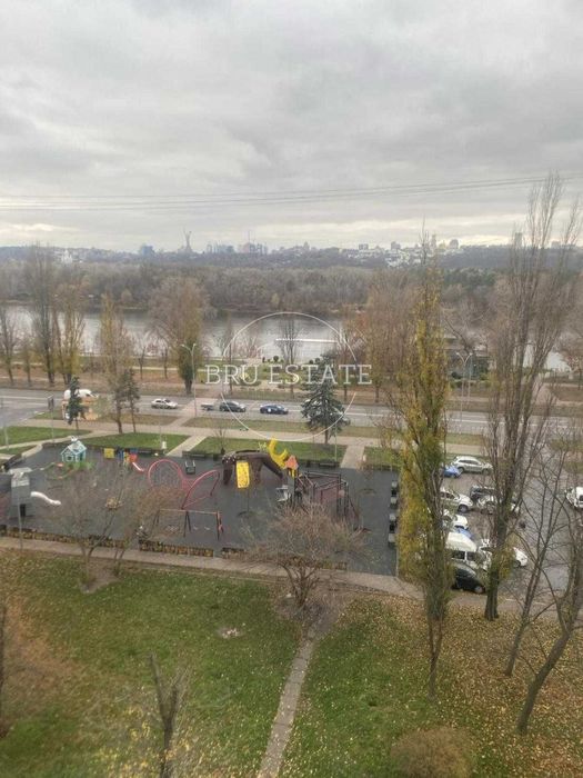 Видова на Дніпро 1к 34м Лівобережна Русановка, Русанівська Набережна 6