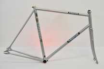 Rama torowa Misport Reynolds 573