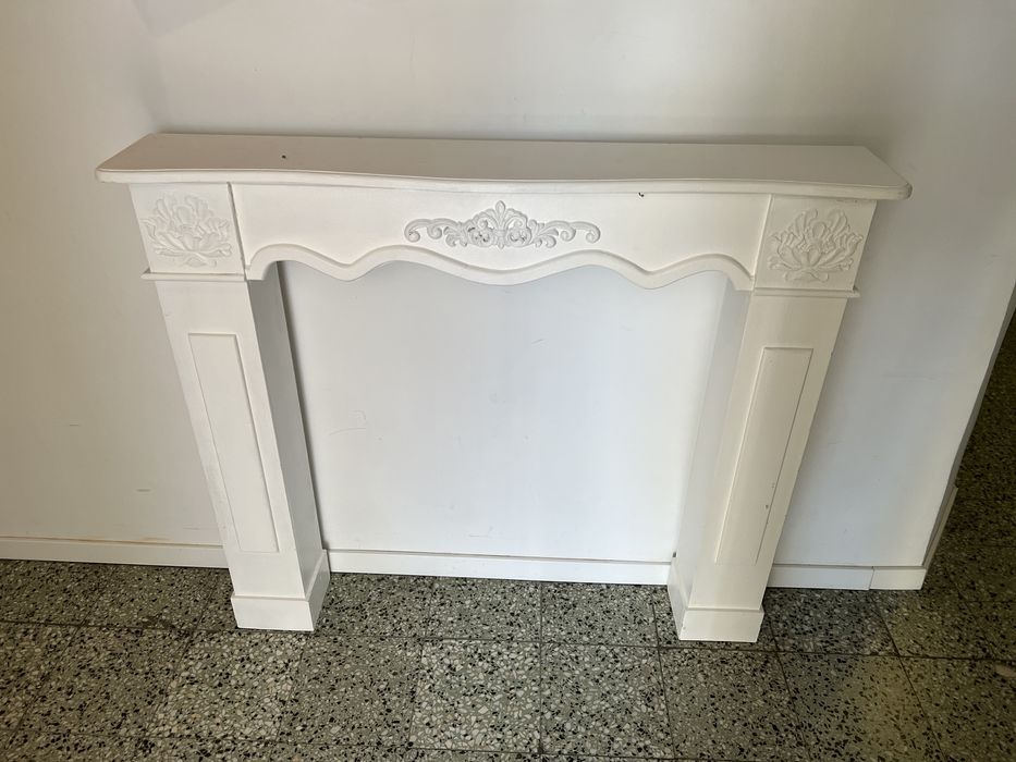 Portal kominkowy, kominek drewniany, konsola