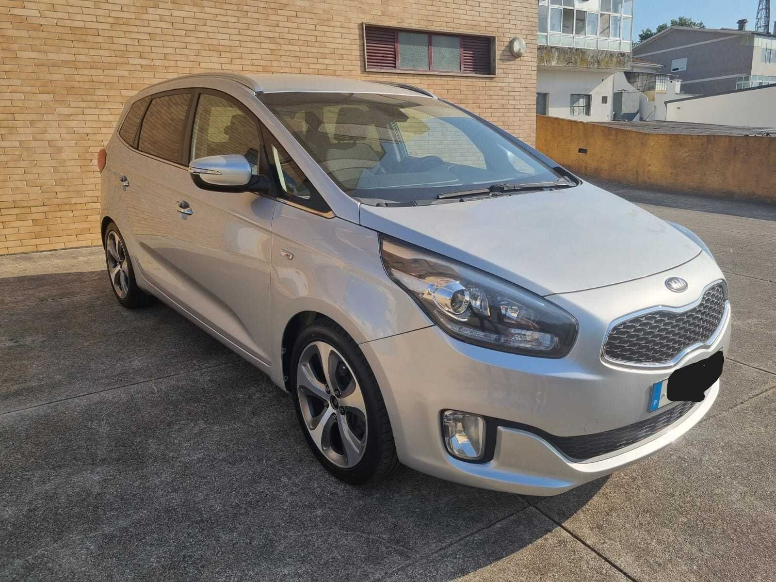 Kia Carens 1.7 CRDi ISG TX .
