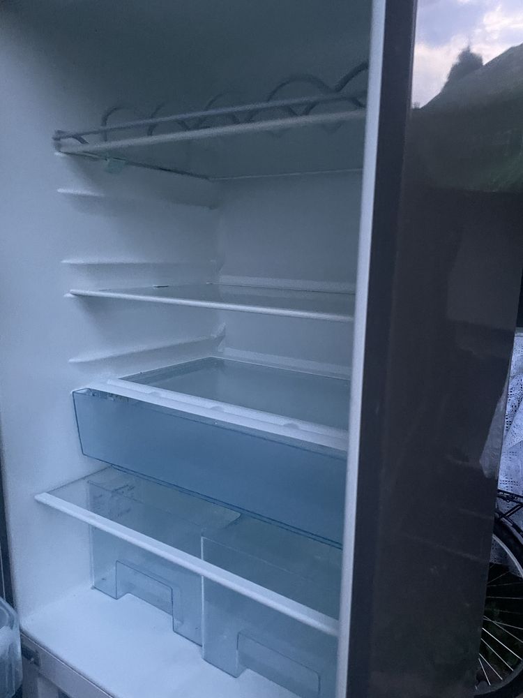 Sprzedam lodowkę