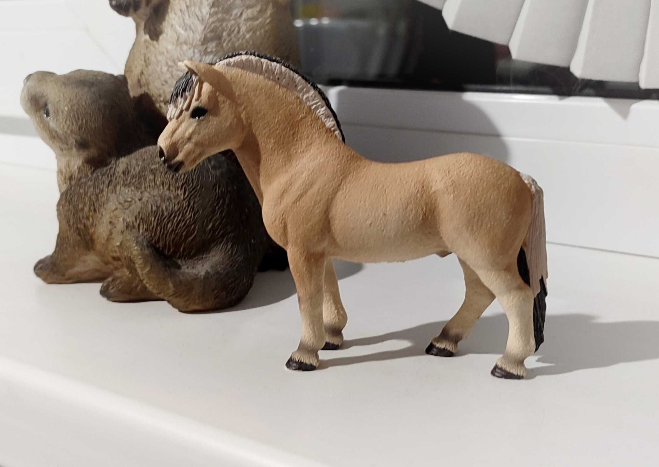 РЕДКИЕ Лошади Schleich Retired Кнабструппер Фьорд Камаргу