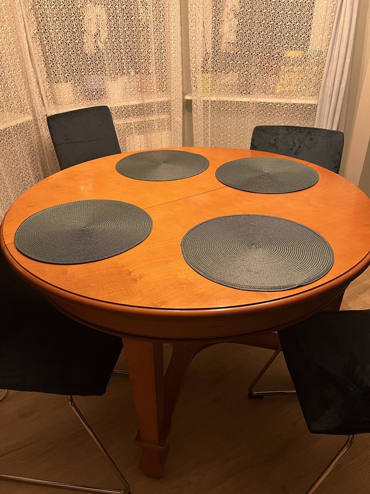 Stół drewniany okrągly