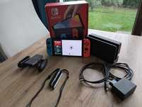 Nintendo Switch OLED zestaw prawie nieużywany