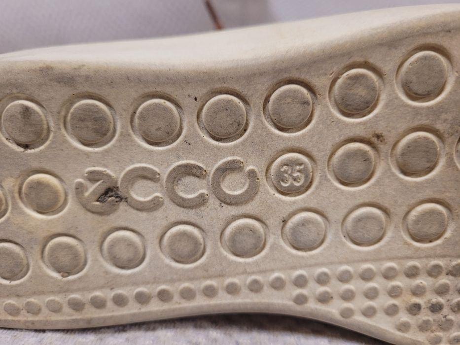 Buty ocieplane skórzane Ecco R.35 Zimowe