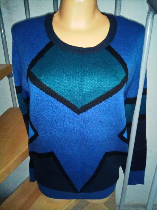 Sweter dzianinowy wzorzysty