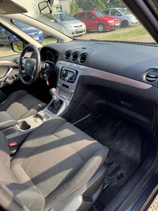 Ford S-max dobry stan