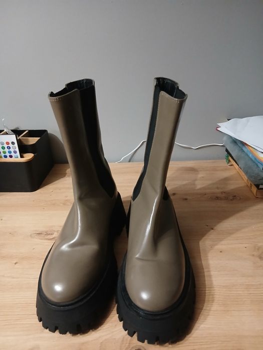 Buty skórzane glany Zara