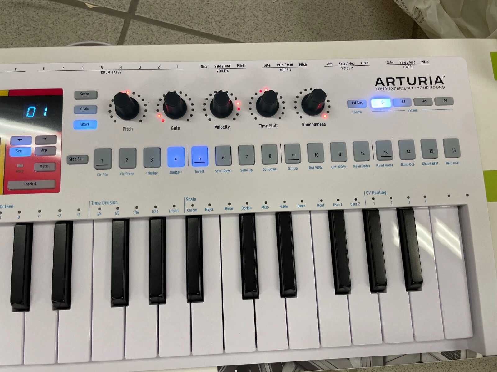 Arturia keystep pro 2 urządzenie midi stan dobry używane