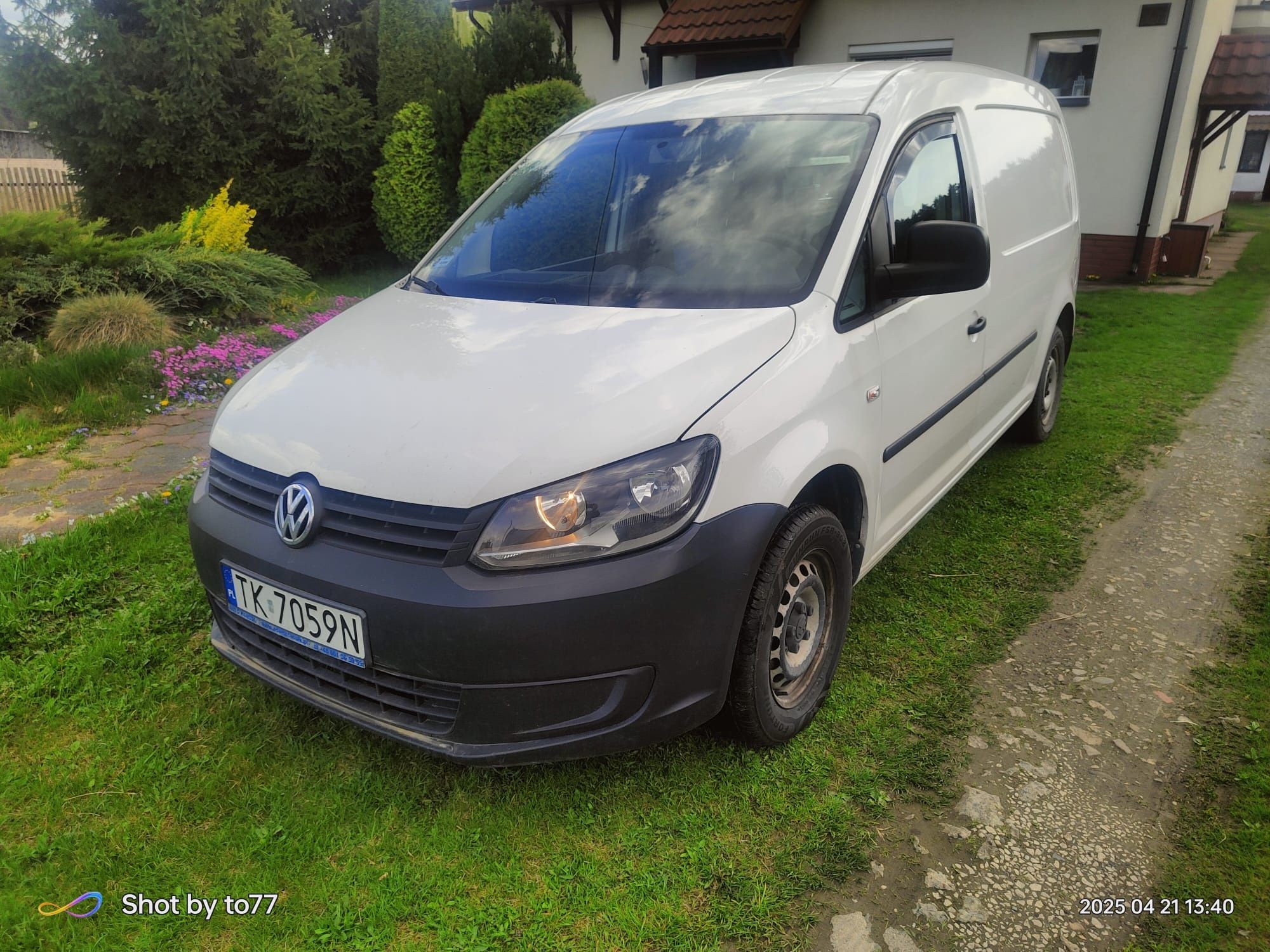 Volkswagen Caddy camper z niskim przebiegiem 115300