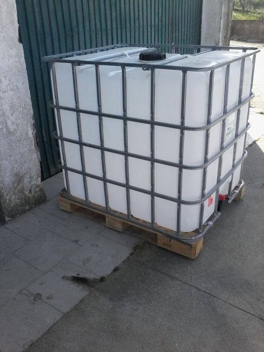 Deposito/Ibc/bidons de 1000 litros faco entrega