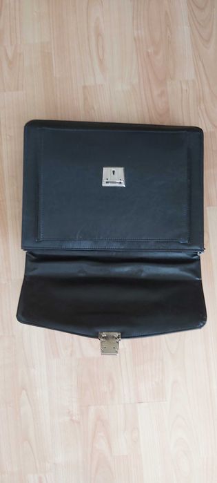 Męska aktówka skóropodobna, teczka A 4