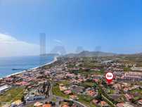 Moradia T4 Térrea no Porto Santo com Amplo Terreno