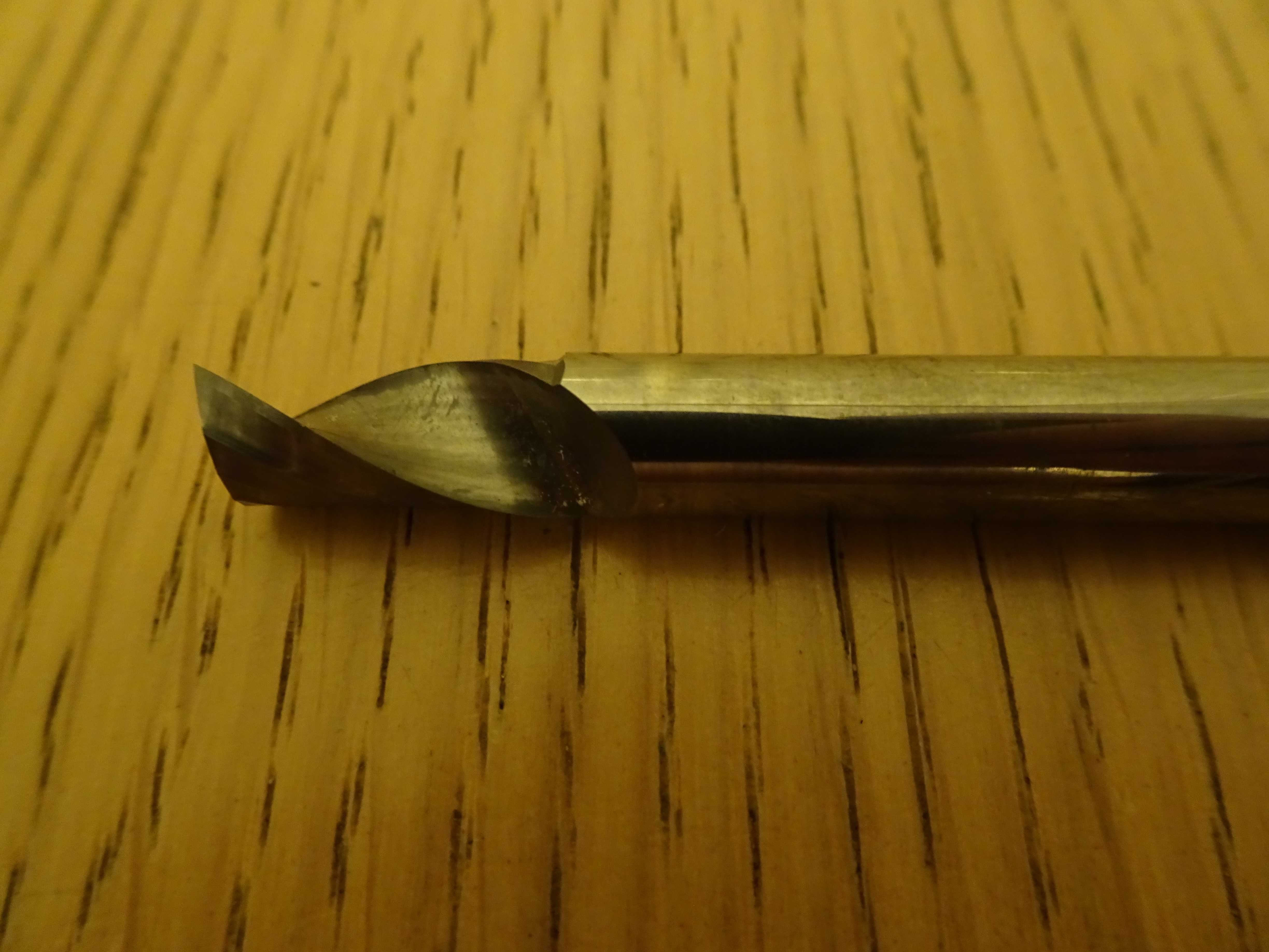Frez pełnowęglikowy HM fi 7,5 mm, 1 piórowy (106)