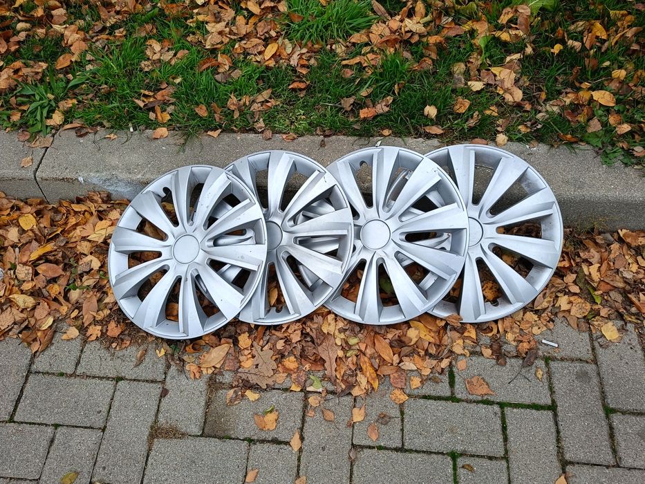 Kołpaki samochodowe 14 i 15