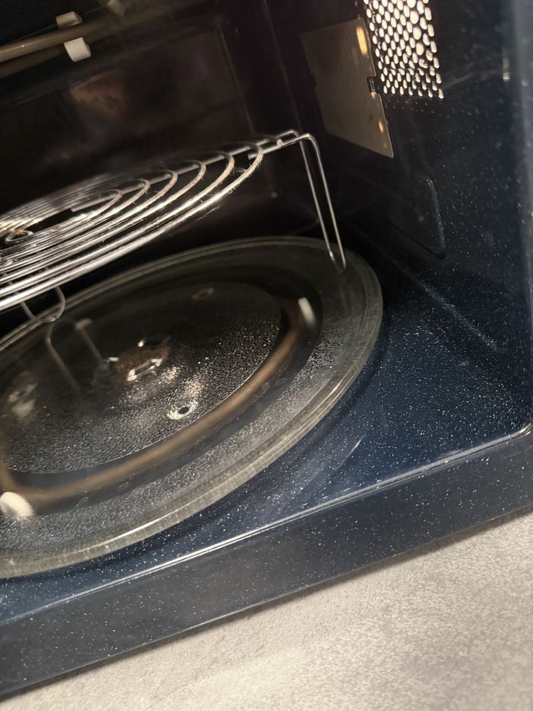 Kuchana milrofalowa Samsung ceramic inside