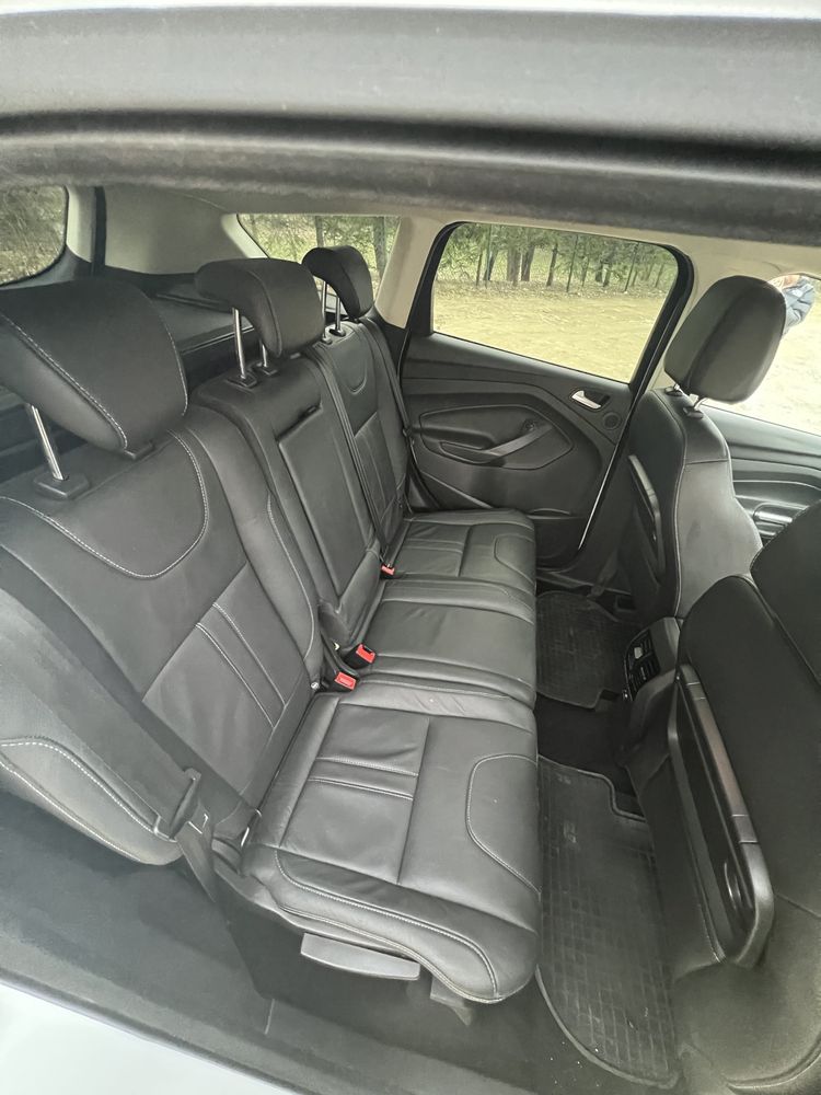 Ford Kuga 2013, super stan, pełne wyposażenie, Full