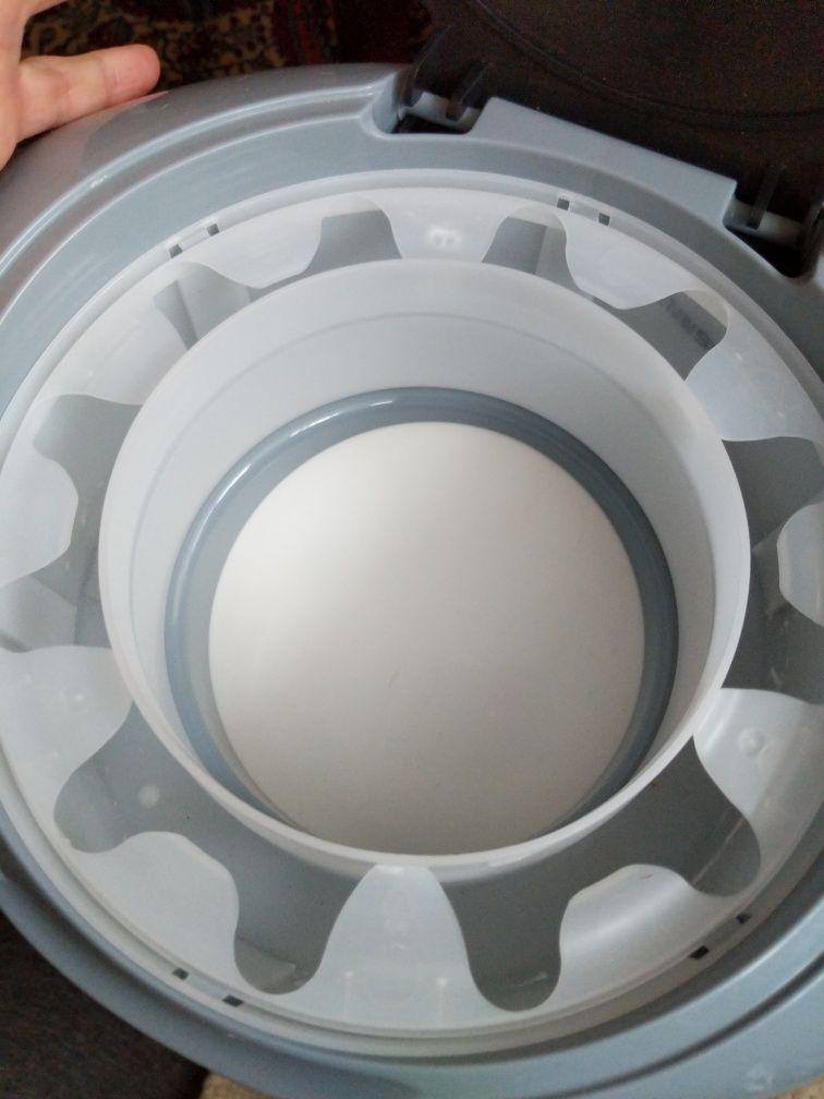 Kosz na pieluchy Tommee Tippee Simplee Sangenic