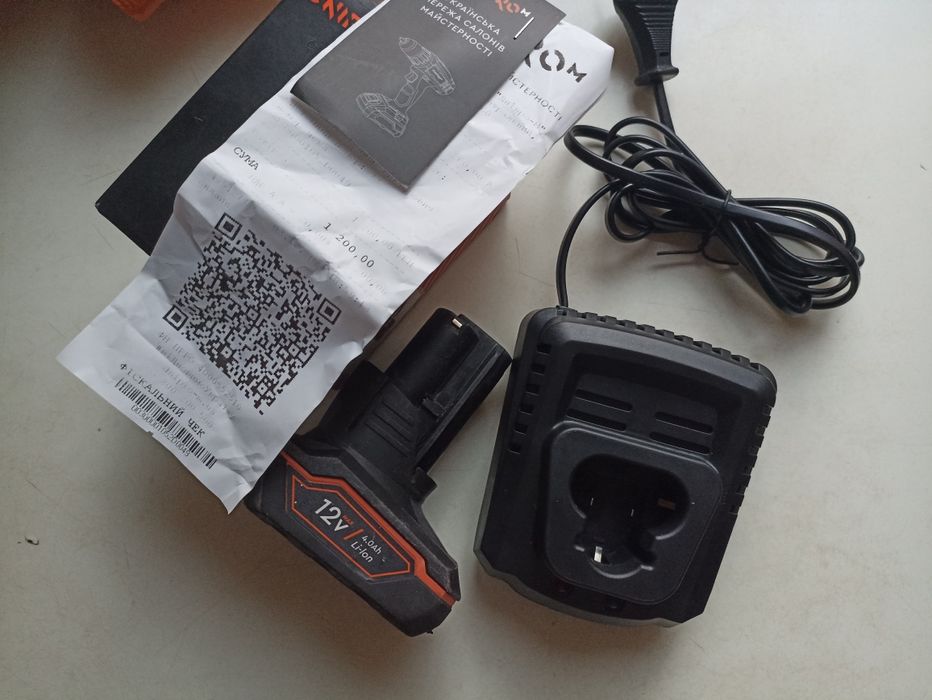 Днипро м аккумулятор и зарядное