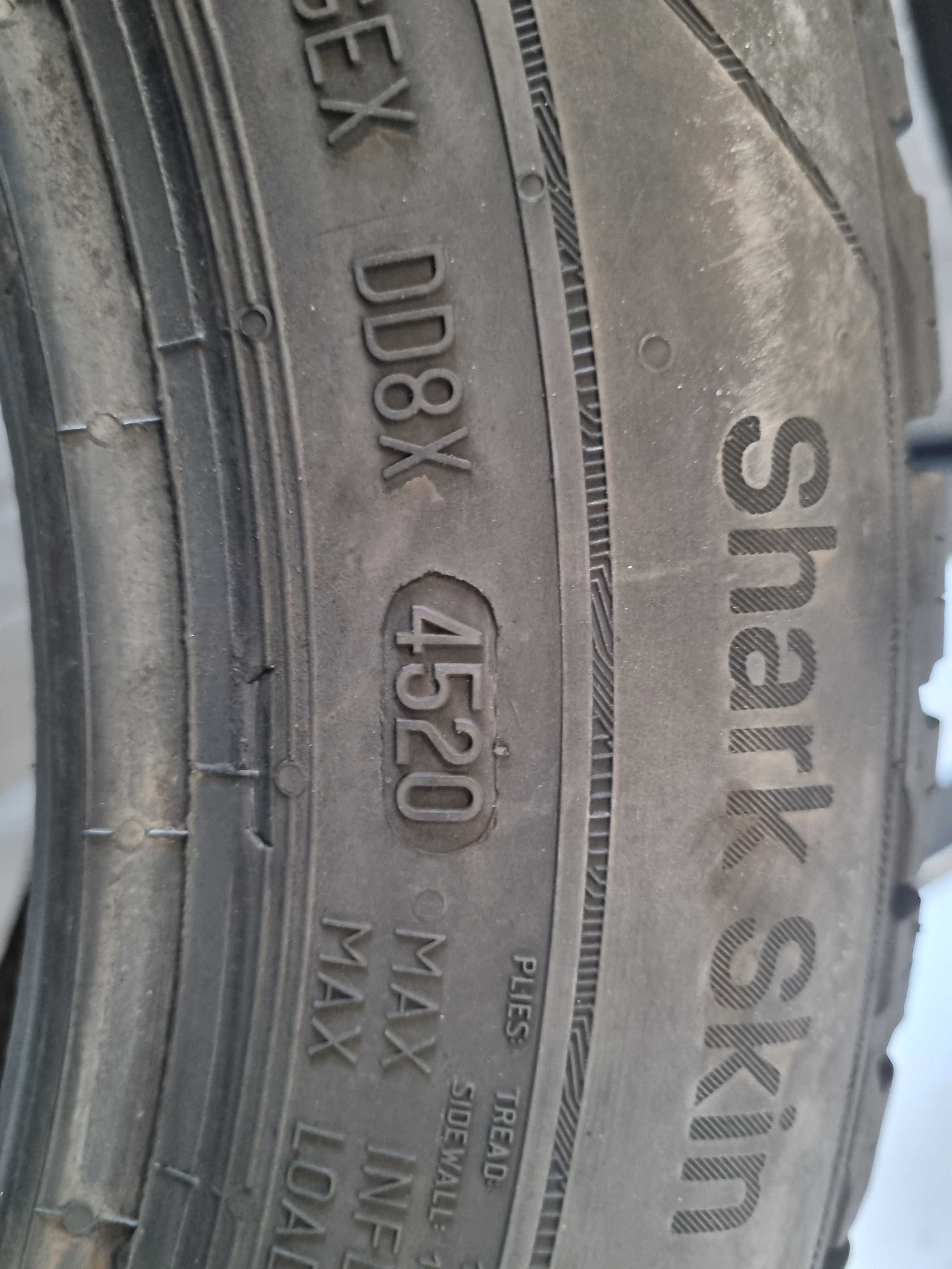 175/65/14 82T Uniroyal AllseasonExpert 2 D.4520
