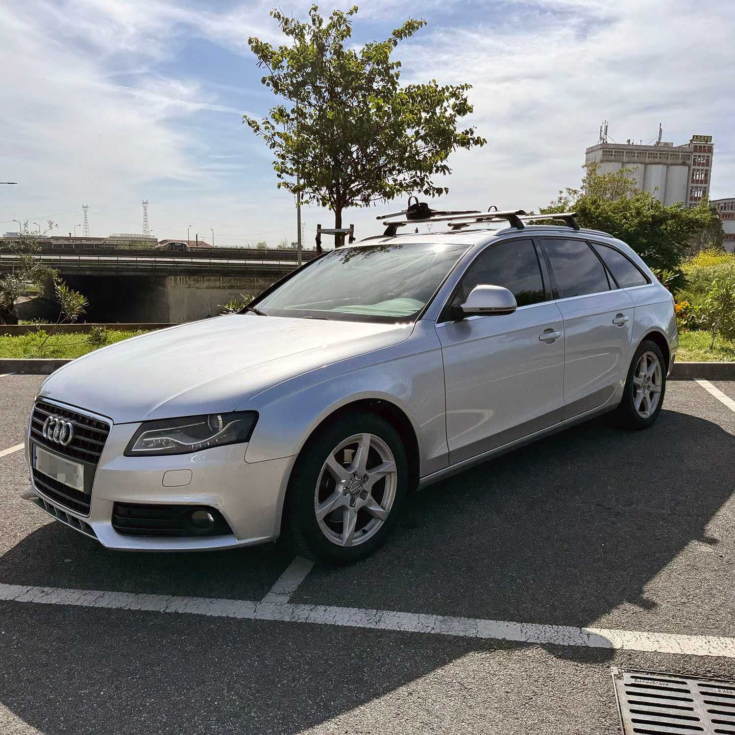 Audi A4 B8 143CV Auto/Pano/CarPlay/Pele/Camara