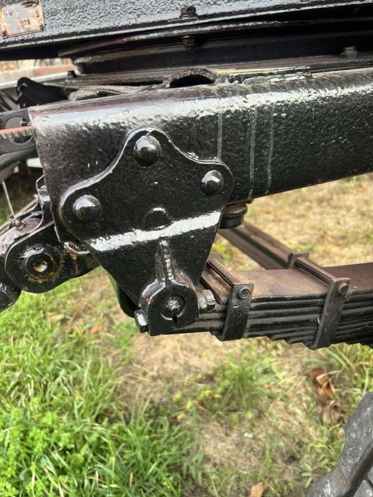 тракторний самосвальний причіп 2ПТС-4