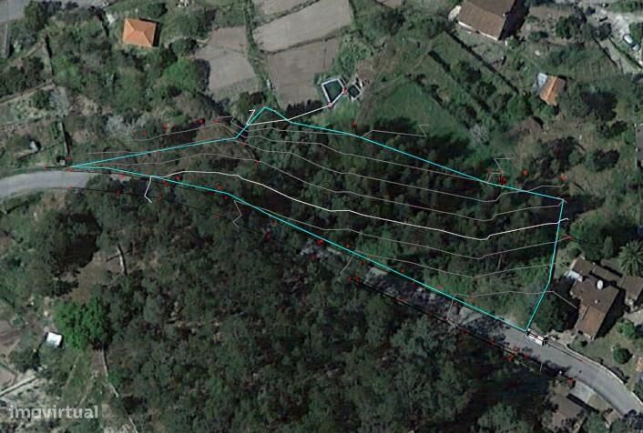 Terreno em Aboadela com capacidade construtiva