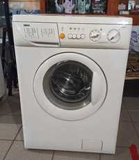 Продам рабочую стиральную машину автомат ZANUSSI . Цена 4000.