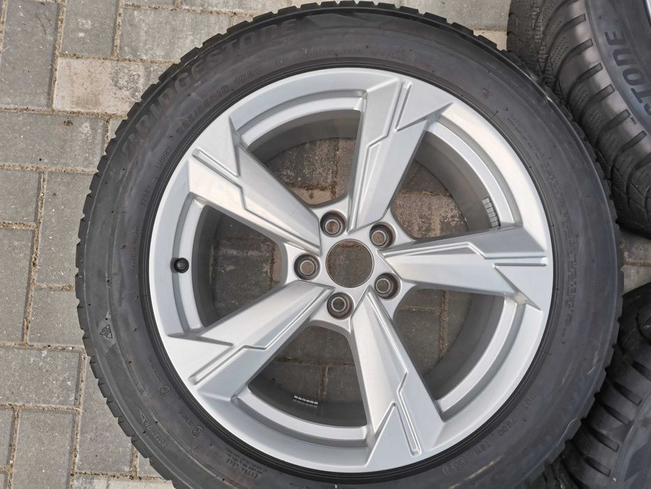 Felgi AUDI A6 A4 Q2 Q3 Q5 VW Seat Skoda 8Jx18H2 5x112 ET39