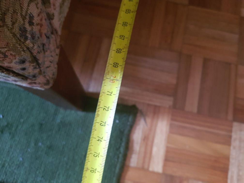Móvel de entrada com sofa
