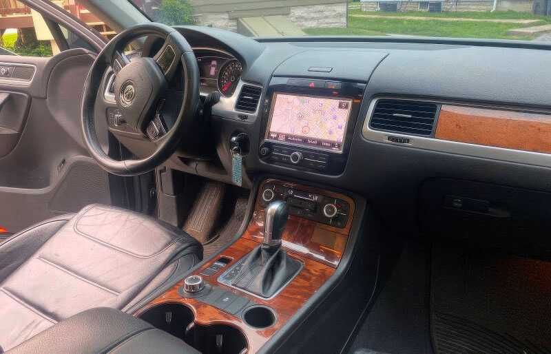 2012 Volkswagen Touareg TDI Executive