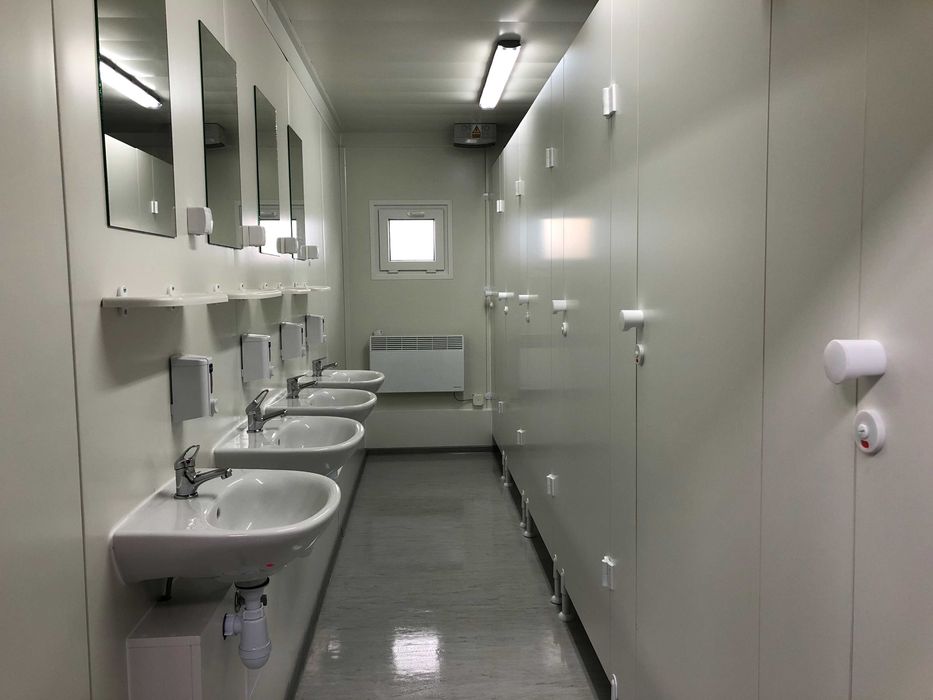 kontener sanitarny, kontener toalety, pisuary, umywalka, kontener, WC