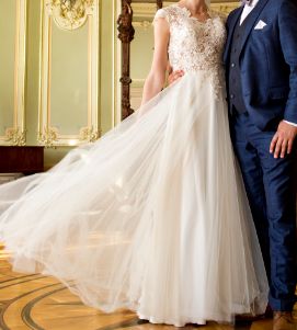 Rustykalna suknia ślubna na wzór Anny Kary