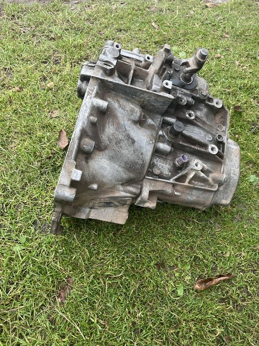 Продам коробку КПП Pegeot expert