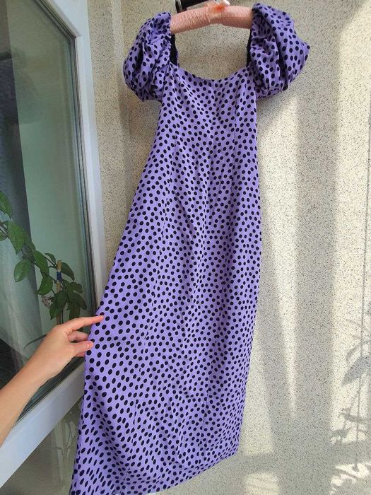 НОВА Трендова сукня ZARA, бузковий колір та принт горох